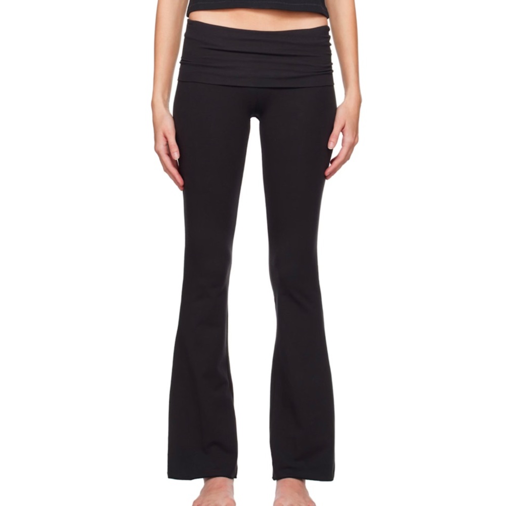 "SKIMS" Women's Black Flared Pants 🖤